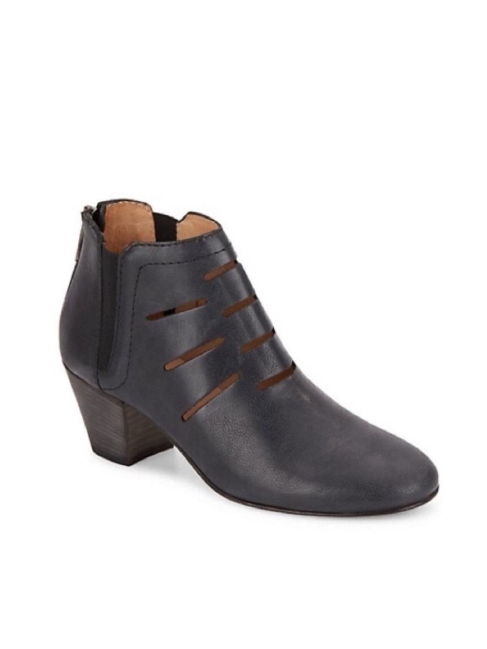 Aquatalia Frieda Leather Cutout Bootie 8 Black